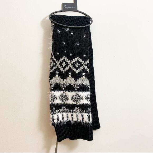 Cejon Fair Isle Pearled Scarf - Picture 6 of 6